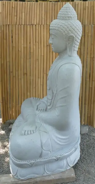 Product image 4 of the product “Seated Buddha made of Riverstone, position Dhyana , H. 220cm. ”